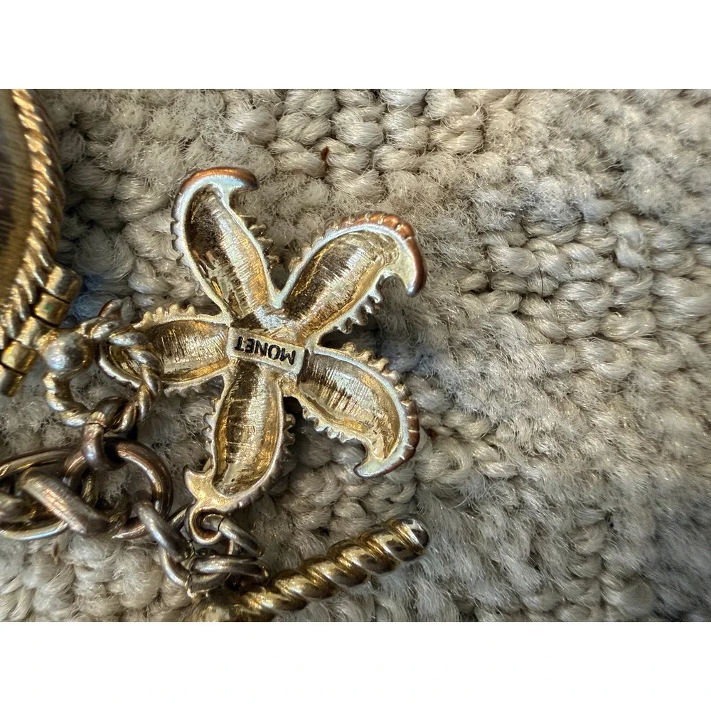 Monet Vintage‎ Two Tone Starfish Charm Bracelet Watch Nautical Toggle Clasp Gold